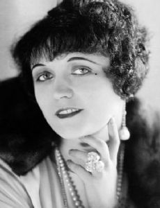 Pola Negri